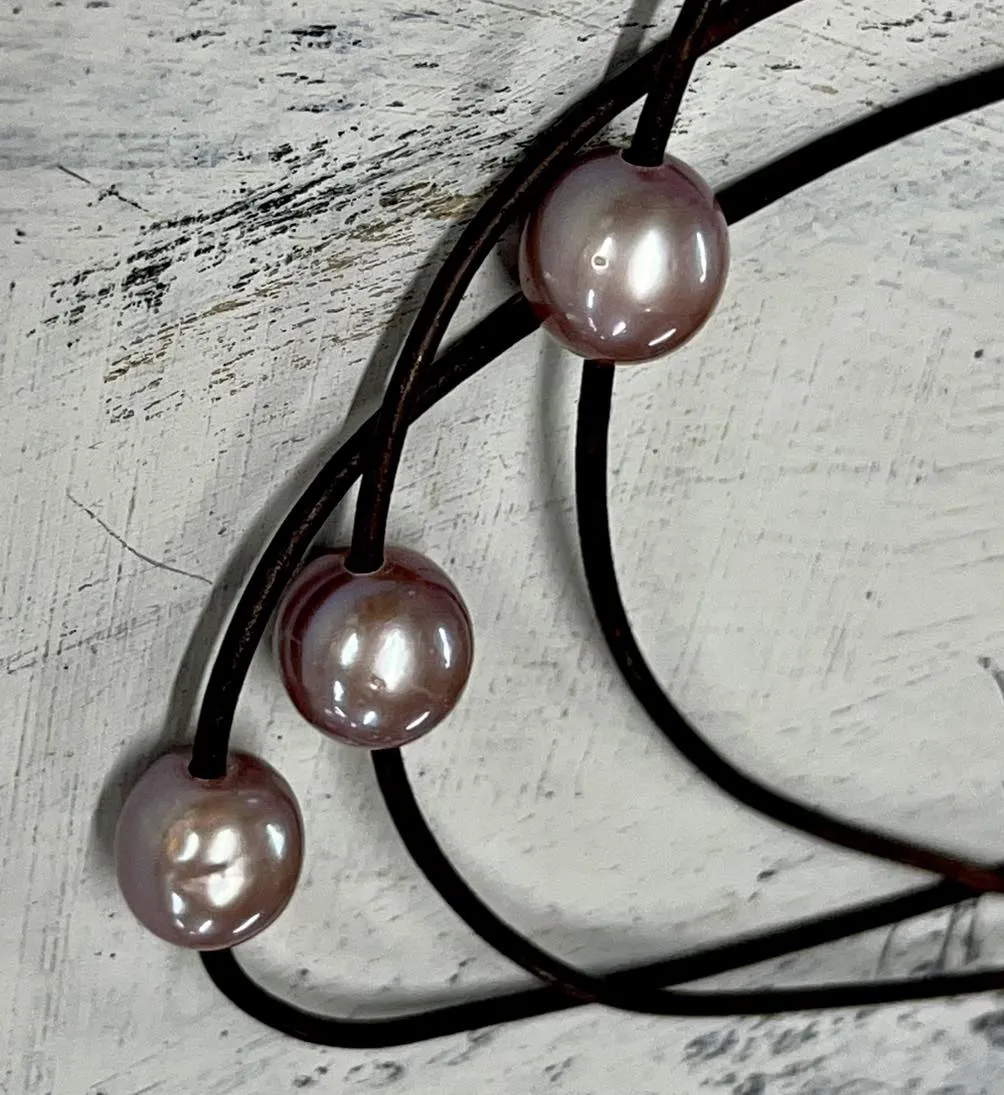 Single Pink Angel Pearl Necklace