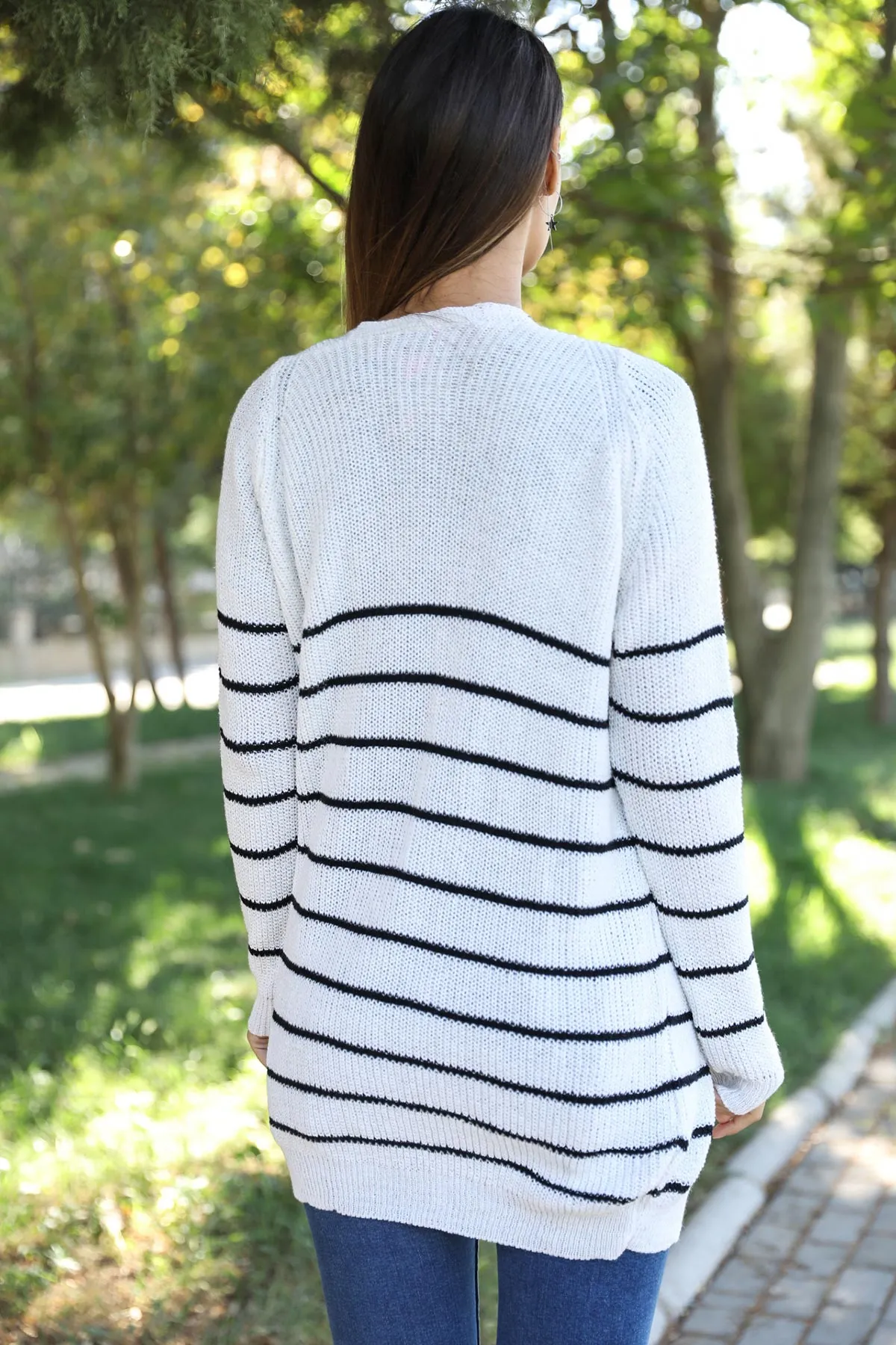 Tricot Ecru Cardigan
